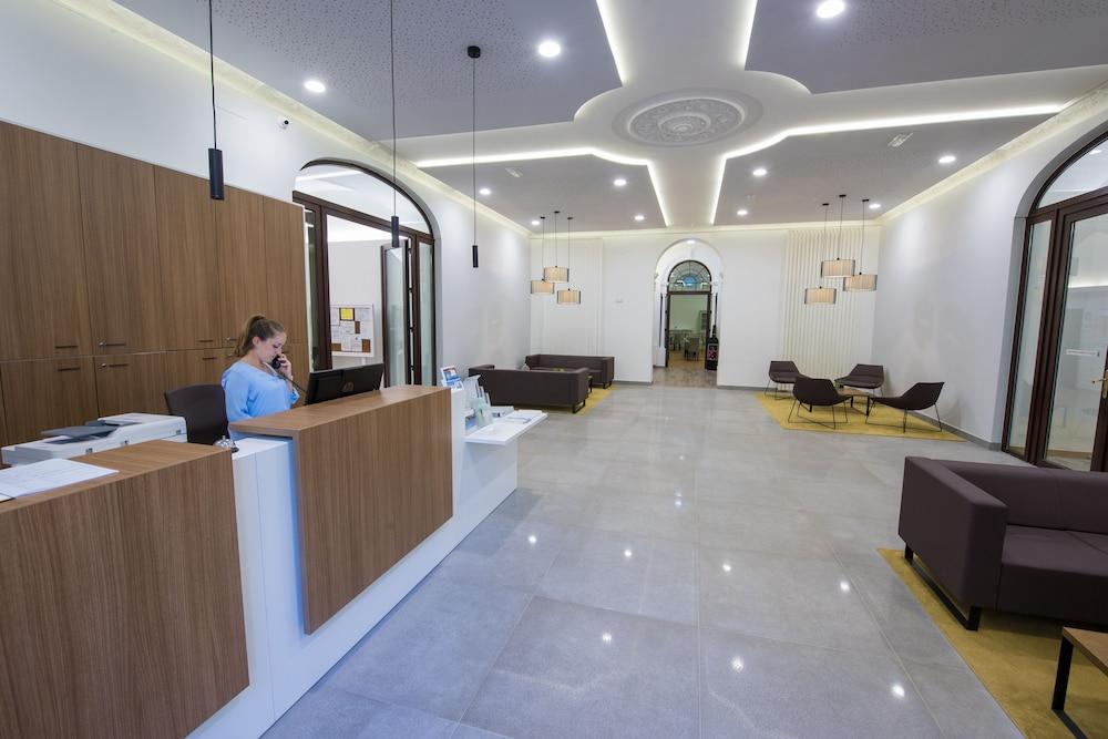Hotel Balneario El Raposo Puebla de Sancho Perez Exterior photo