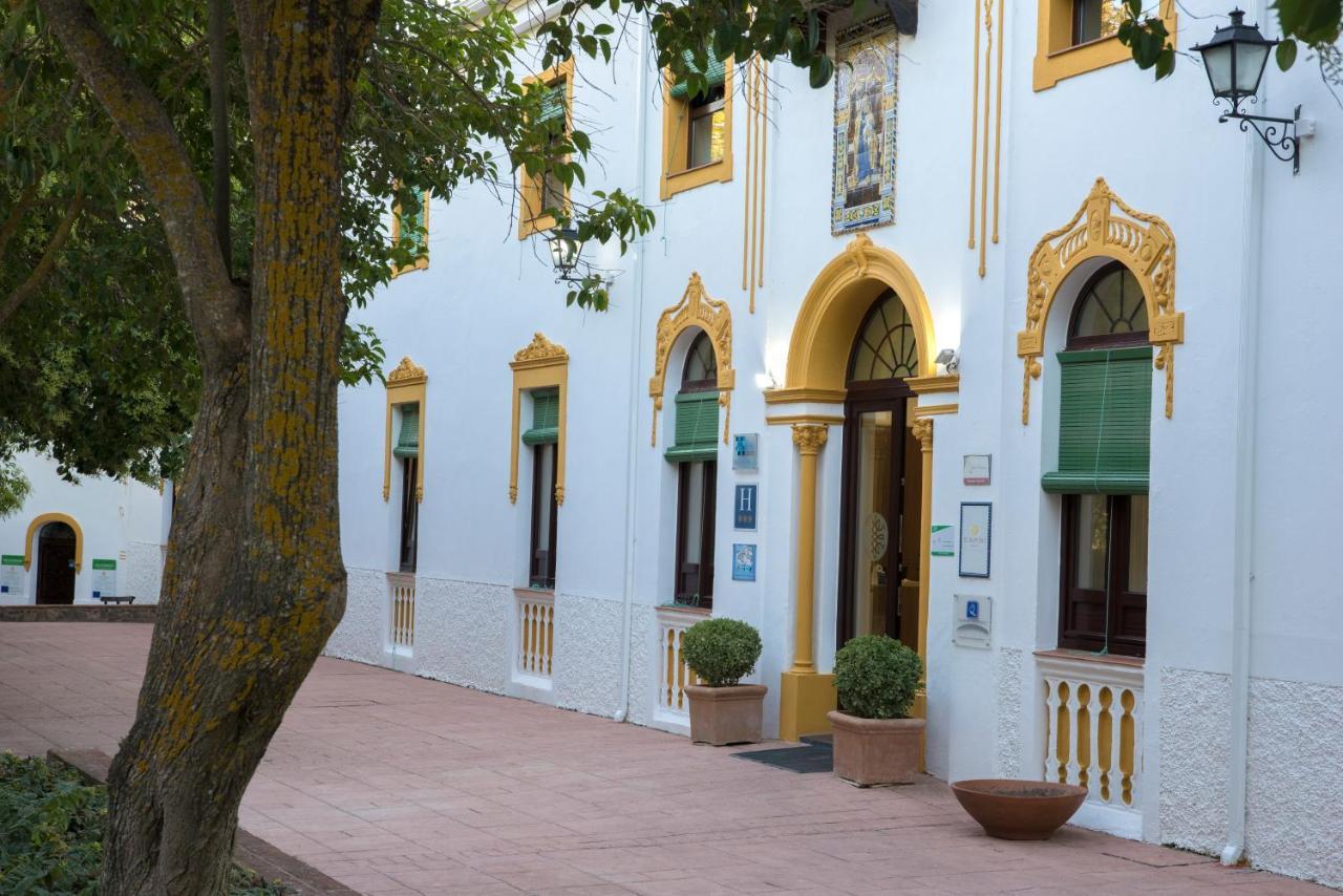 Hotel Balneario El Raposo Puebla de Sancho Perez Exterior photo